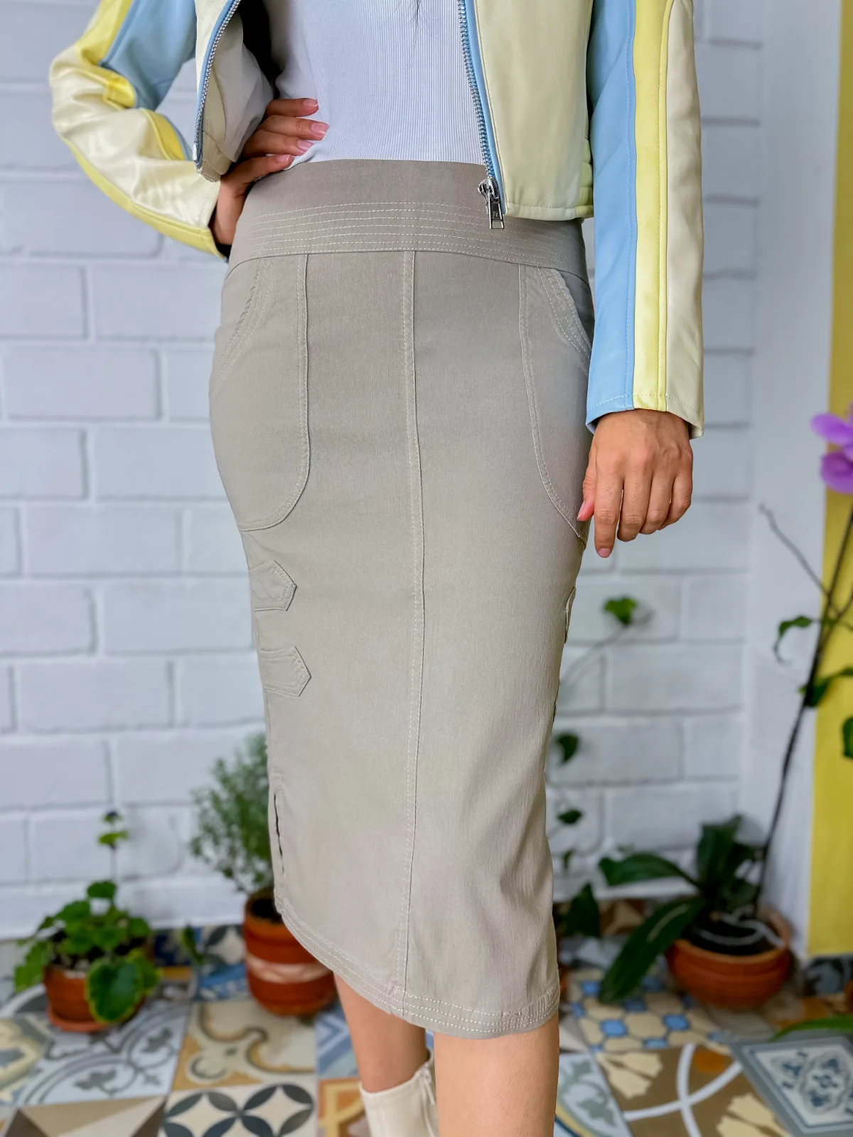 Falda beige